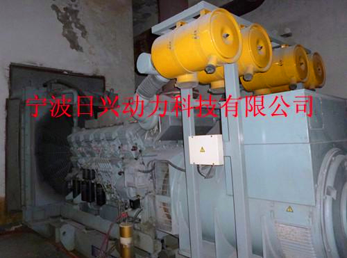 三菱S12柴油發動機風扇驅動器總成的解體、檢修